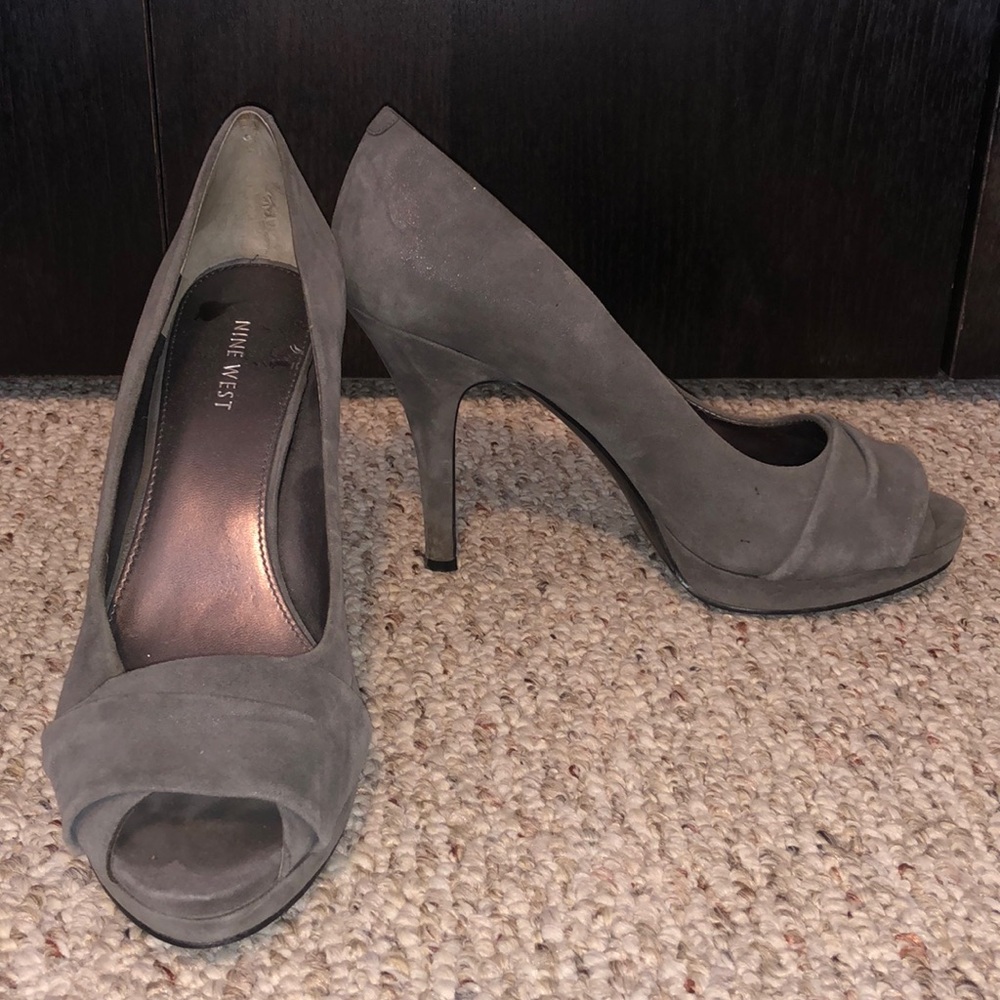 Nine West Women’s Peep Toe Pumps